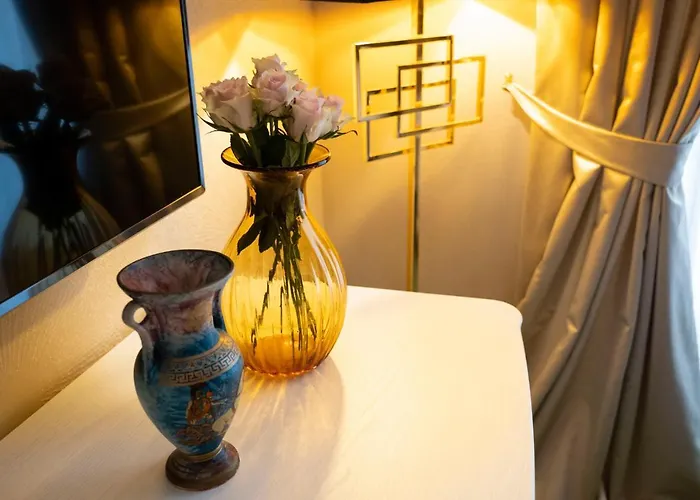 Cathy's Luxury Roma
